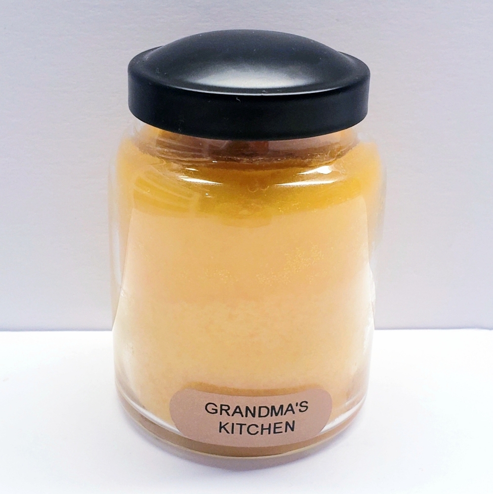 GRANDMA'S KITCHEN -A Cheerful Giver Baby Jar Single Wick Candle, 6 oz